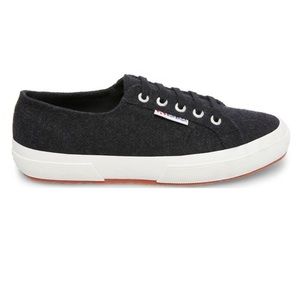 WOMEN'S SUPERGA 2750 WOOLBLENDU Sneaker - Dark Gray
